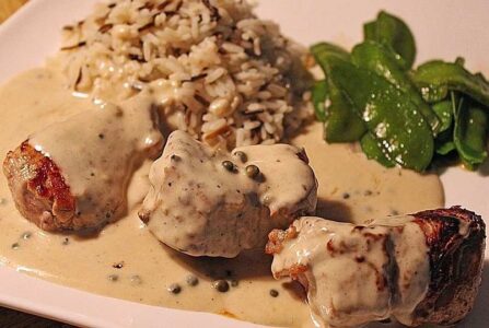 Rinderfilet mit grüner Pfeffersahnesoße - Boahh ein Traum!