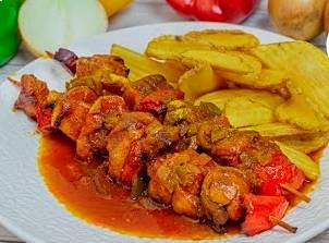 Schaschlik mit selbstgemachter Schaschliksoße