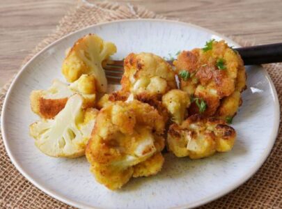 Gebackener Blumenkohl – Besser als Fleisch! Knusprig & einfach lecker!