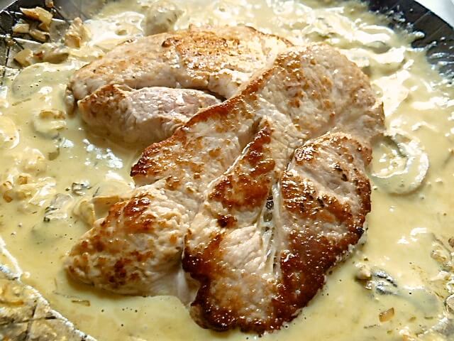 Schnitzel in Senfsoße