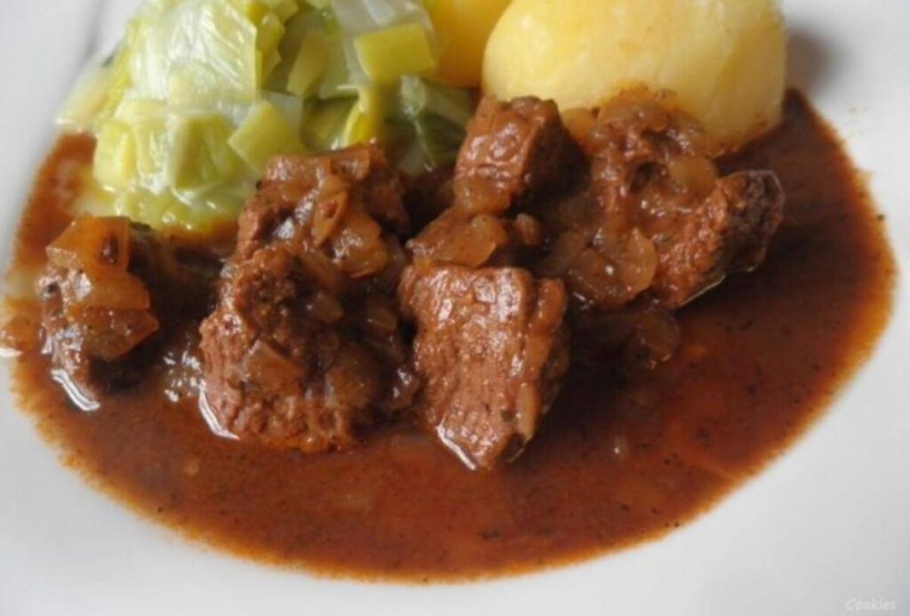 Wiener Saftgulasch